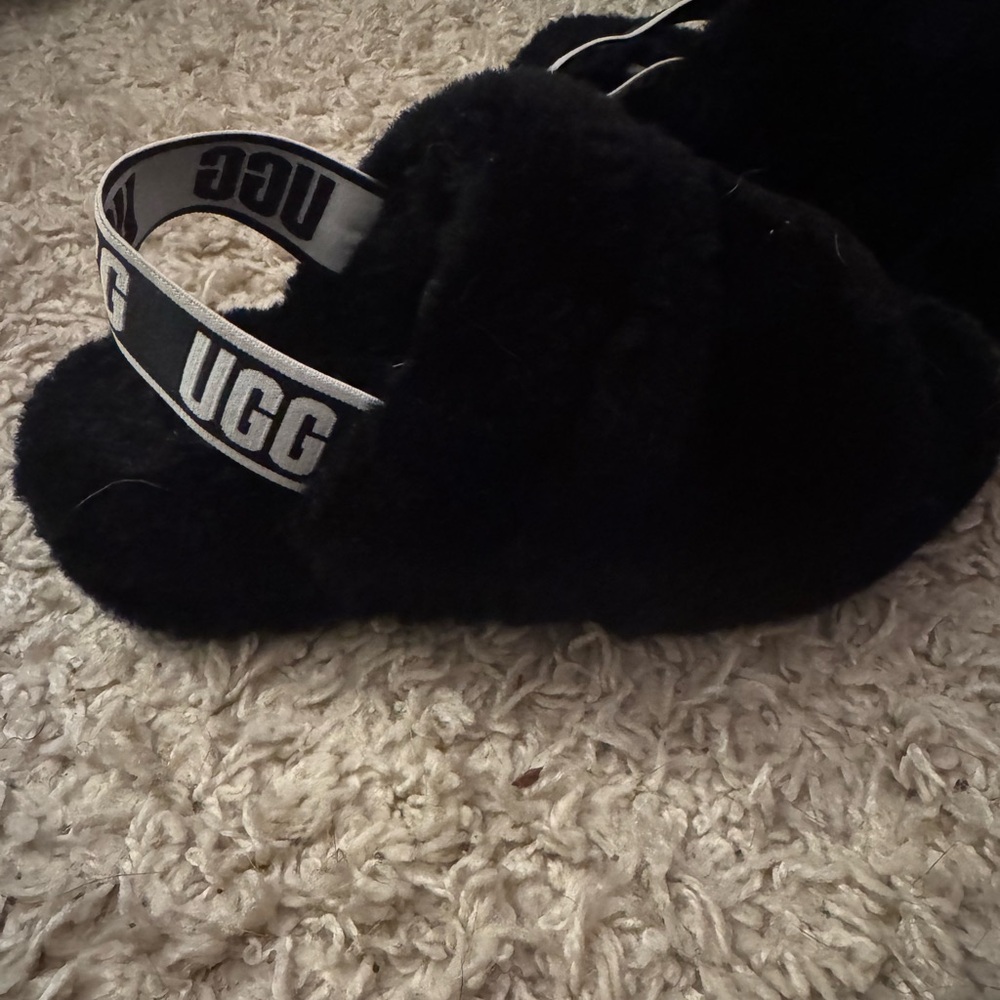 UGG Black Fluffy Slippers with Logo Strap
